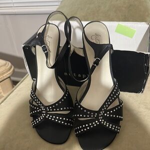 Metaphor Black Elegant Heels